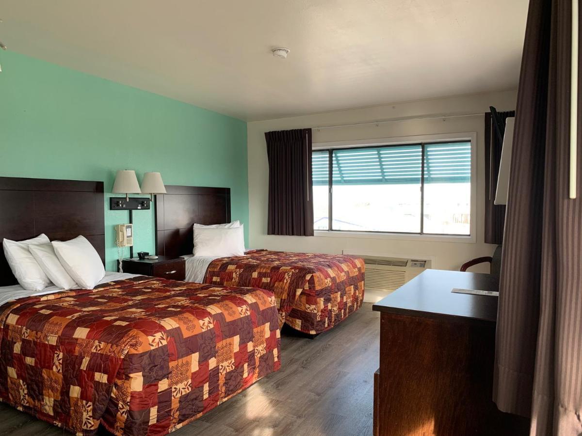 Sea Horse Inn And Cottages ナグス・ヘッド エクステリア 写真