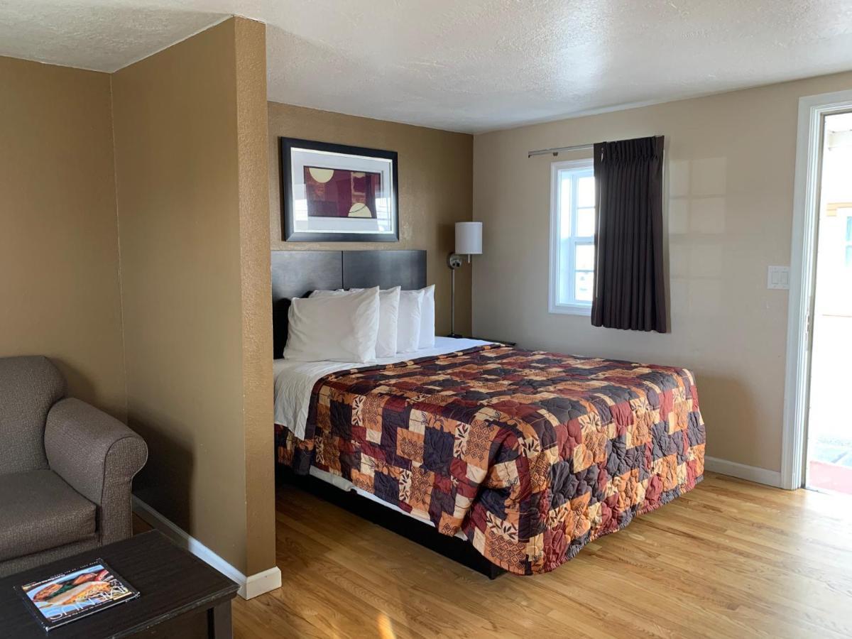 Sea Horse Inn And Cottages ナグス・ヘッド エクステリア 写真