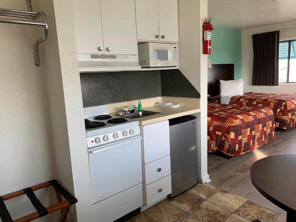 Sea Horse Inn And Cottages ナグス・ヘッド エクステリア 写真